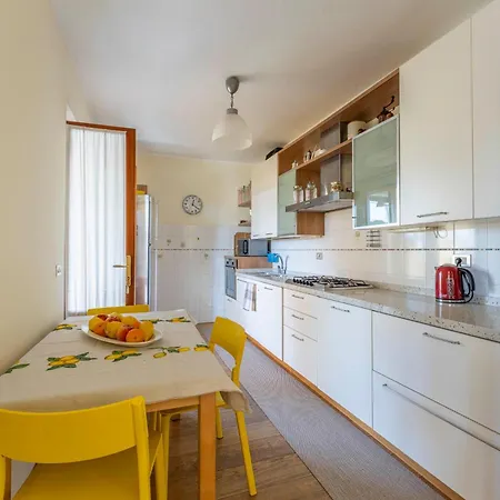 House With Pool Versilia Camaiore