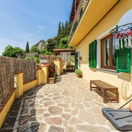 House With Pool Versilia * Camaiore