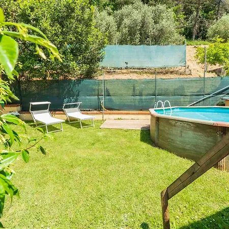House With Pool Versilia *